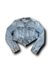 Load image into Gallery viewer, Cropped V-Cut Distressed Jean Jacket
